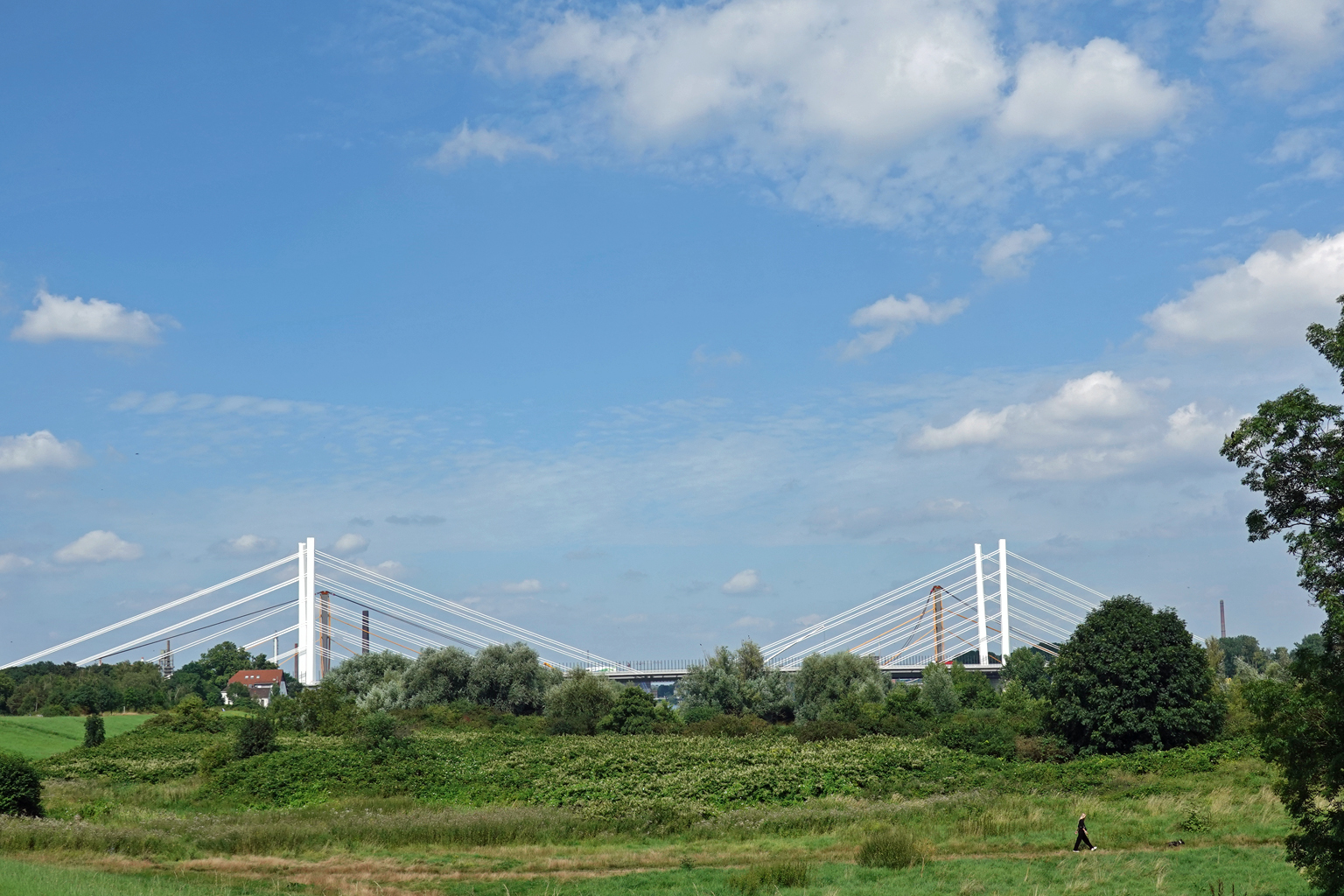 Von der A40 bis zur Eisenbahnbrücke